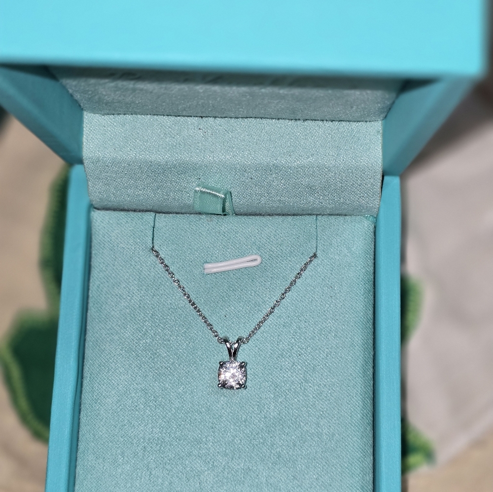 1ct Cushion Cut Moissonite Solitaire Necklace NWT - Picture 4 of 5